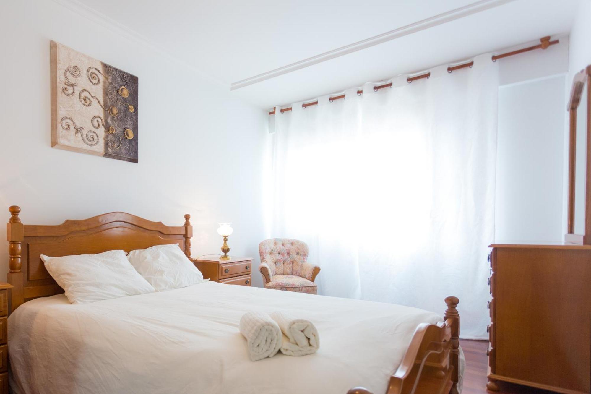 Disfruta De Melide En Este Amplio Apartamento Kültér fotó