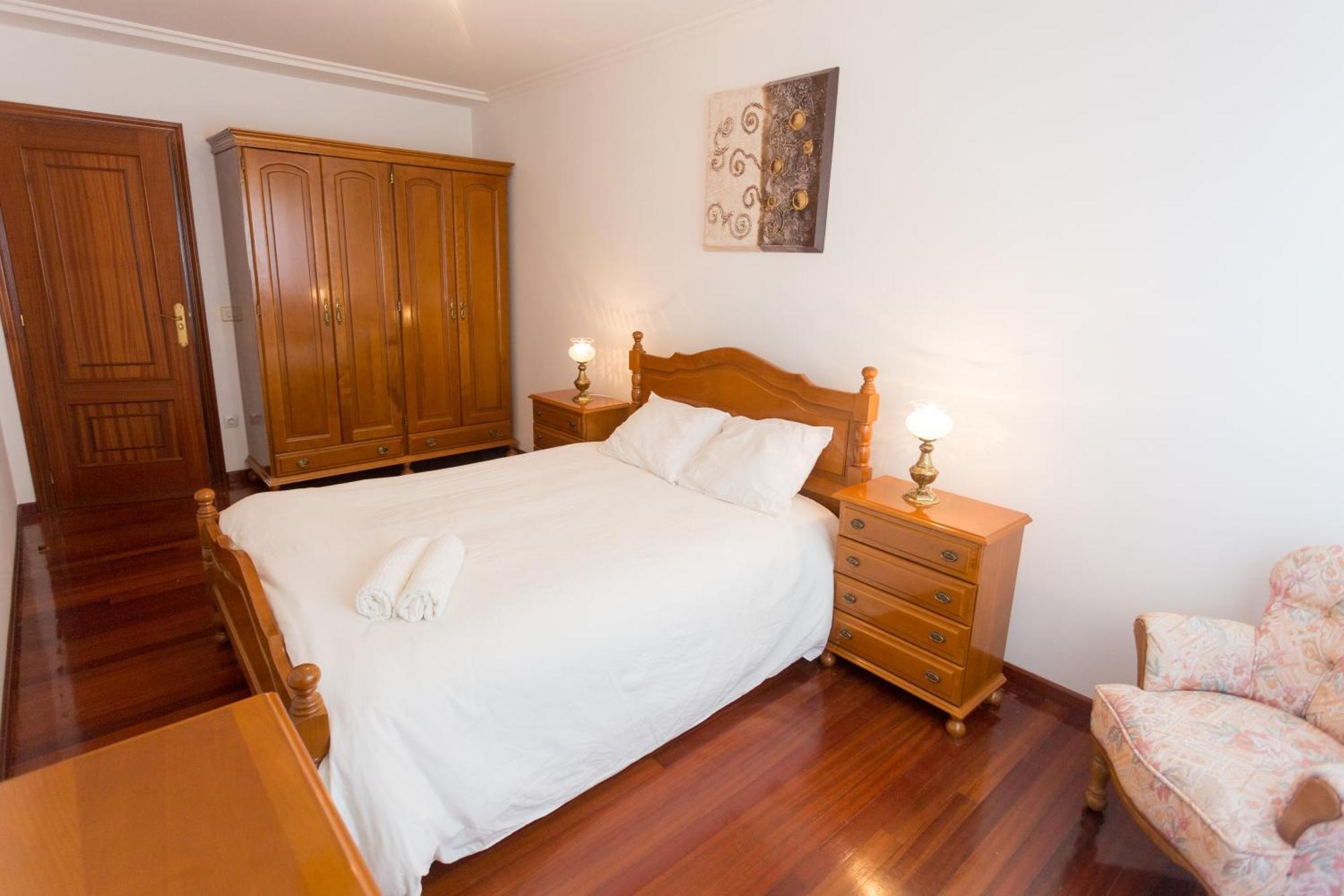 Disfruta De Melide En Este Amplio Apartamento Kültér fotó