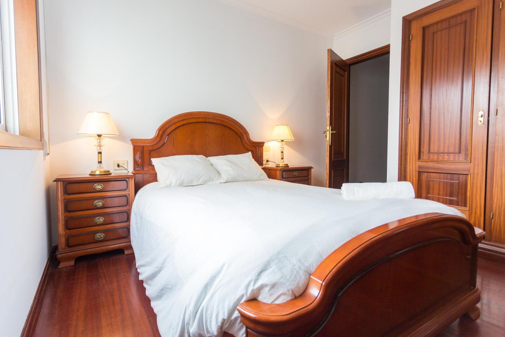 Disfruta De Melide En Este Amplio Apartamento Kültér fotó